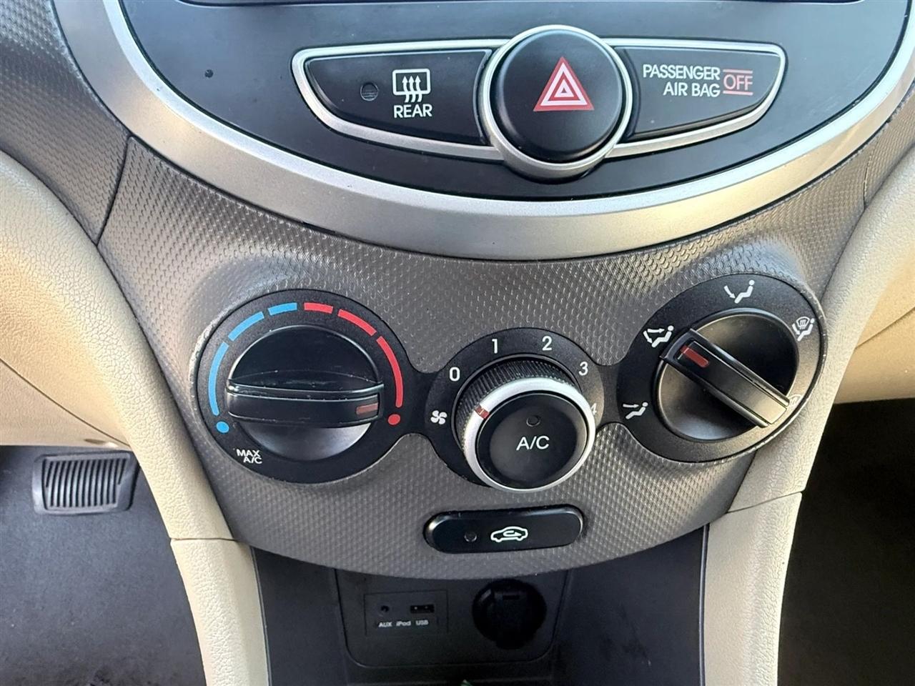 Hyundai Accent 4dr Sdn Auto GLS 2013