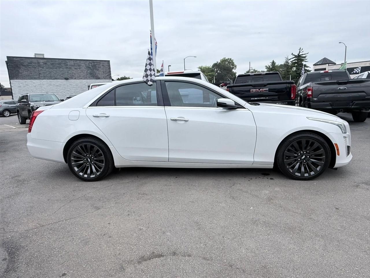 Cadillac CTS Sedan 4dr Sdn 2.0L Turbo Luxury Collection AWD 2016