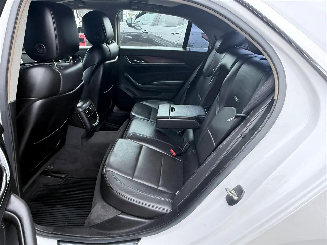 Cadillac CTS Sedan 4dr Sdn 2.0L Turbo Luxury Collection AWD 2016