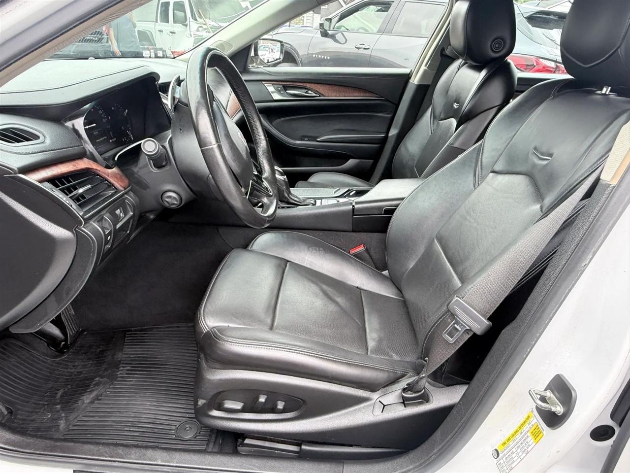 Cadillac CTS Sedan 4dr Sdn 2.0L Turbo Luxury Collection AWD 2016