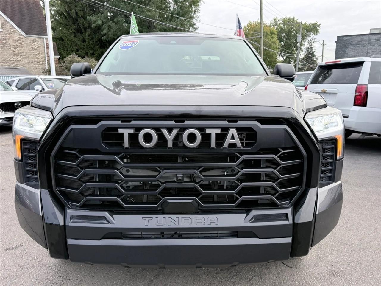 Toyota Tundra 4WD SR CrewMax 5.5' Bed (Natl) 2022