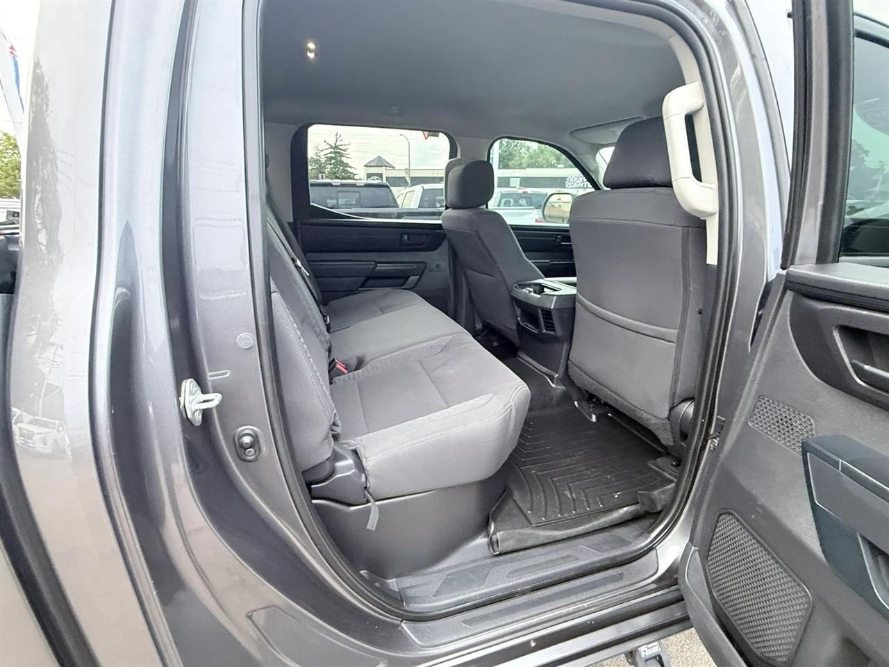Toyota Tundra 4WD SR CrewMax 5.5' Bed (Natl) 2022