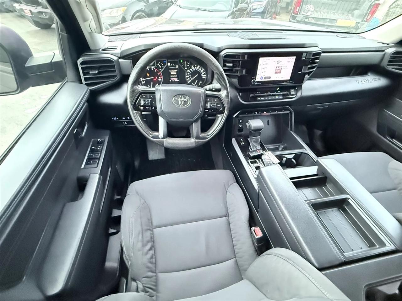 Toyota Tundra 4WD SR CrewMax 5.5' Bed (Natl) 2022