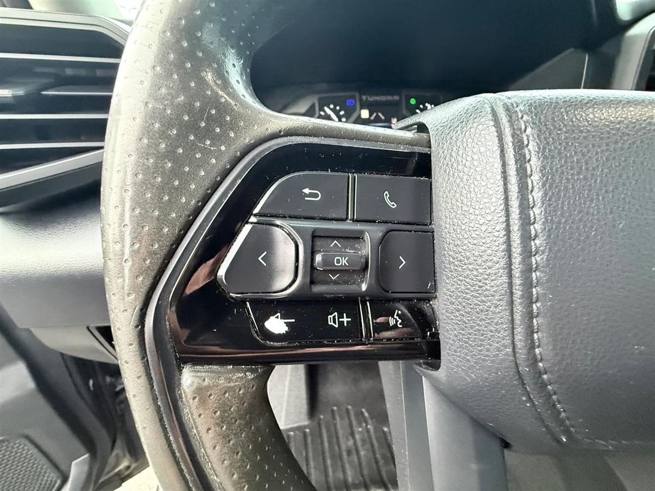 Toyota Tundra 4WD SR CrewMax 5.5' Bed (Natl) 2022