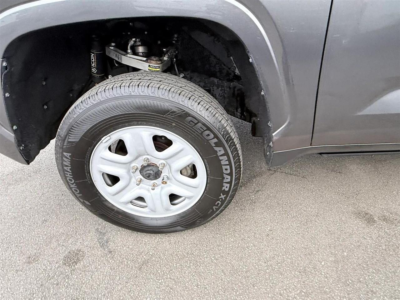 Toyota Tundra 4WD SR CrewMax 5.5' Bed (Natl) 2022