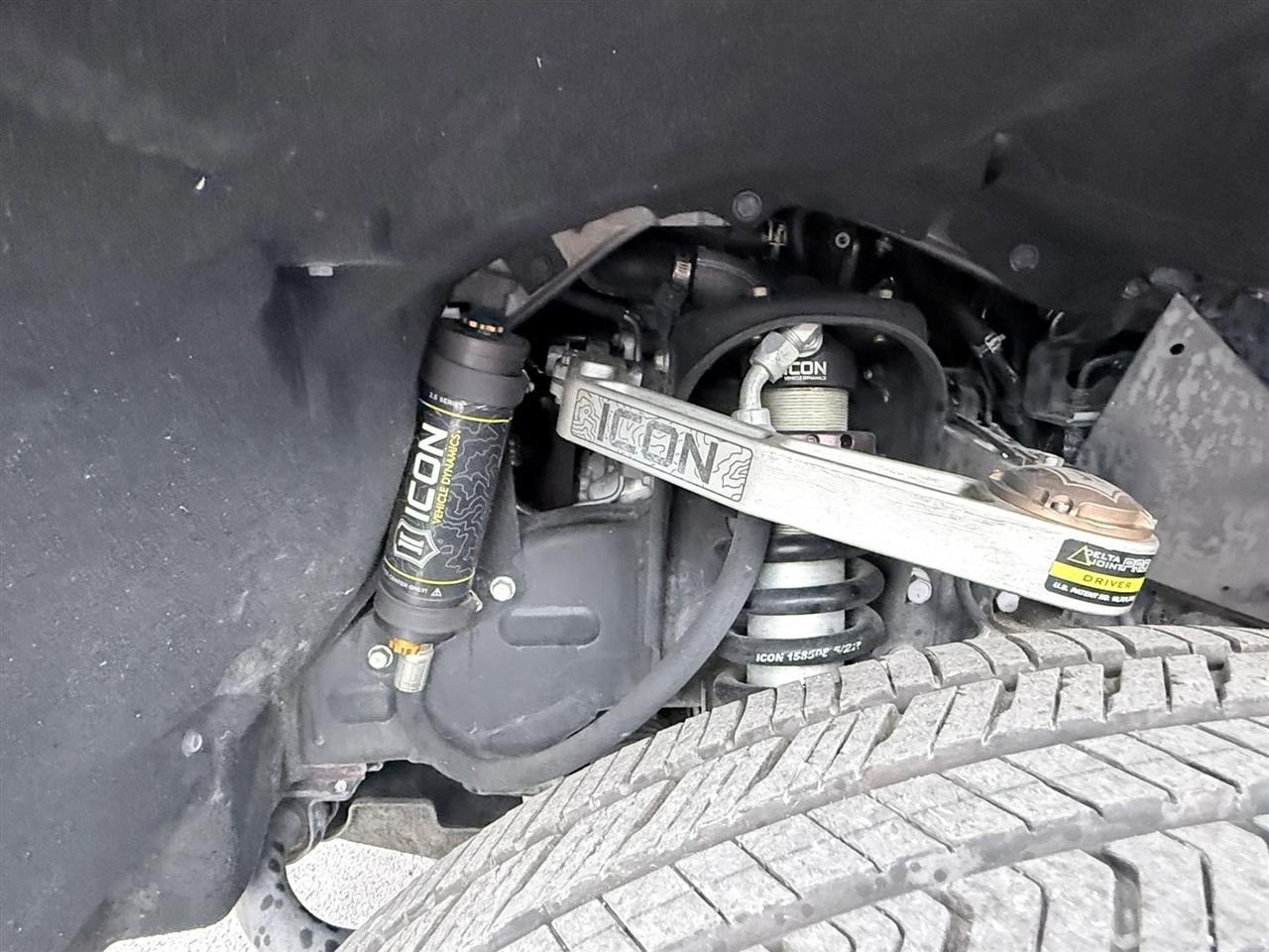 Toyota Tundra 4WD SR CrewMax 5.5' Bed (Natl) 2022