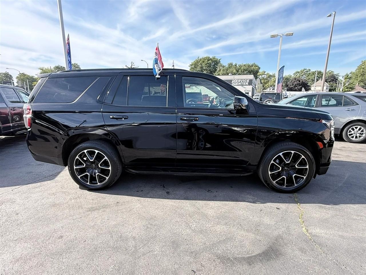Chevrolet Tahoe 4WD 4dr RST 2022