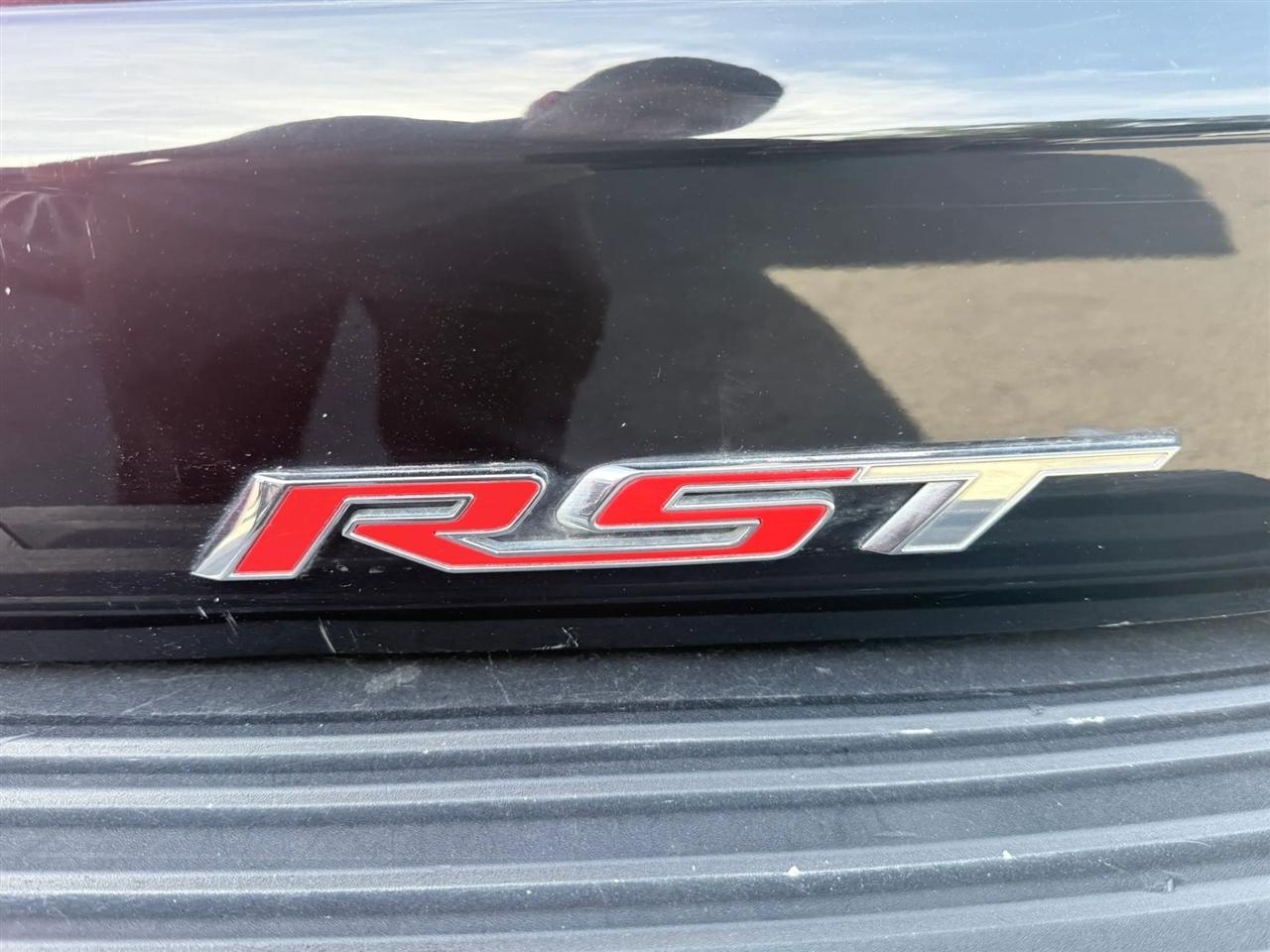 Chevrolet Tahoe 4WD 4dr RST 2022