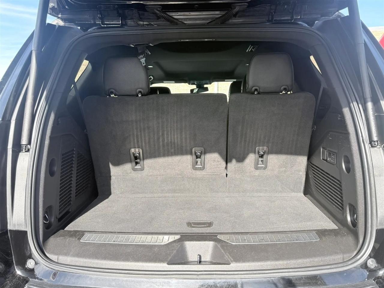 Chevrolet Tahoe 4WD 4dr RST 2022