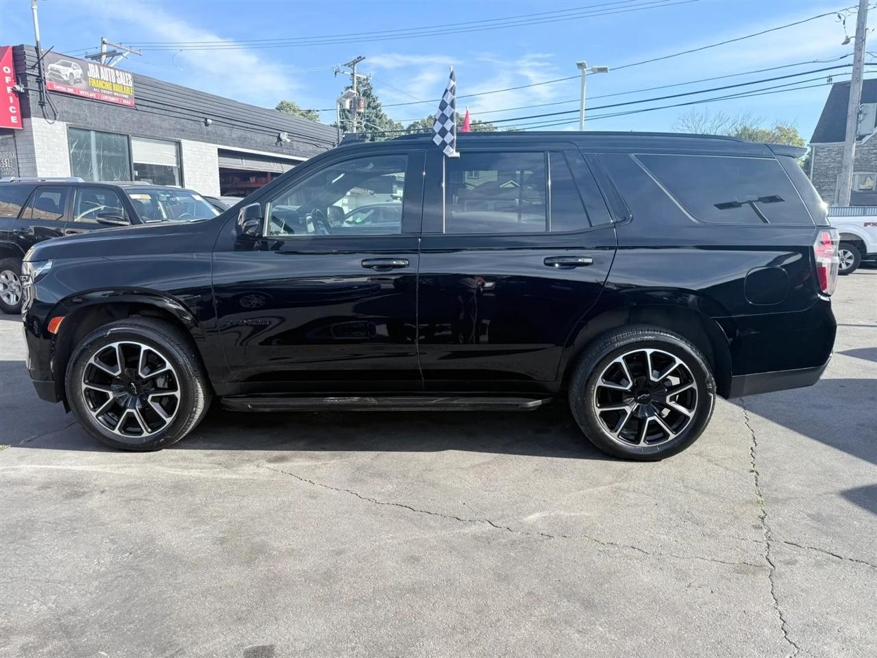 Chevrolet Tahoe 4WD 4dr RST 2022