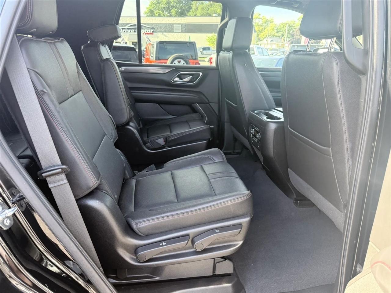 Chevrolet Tahoe 4WD 4dr RST 2022