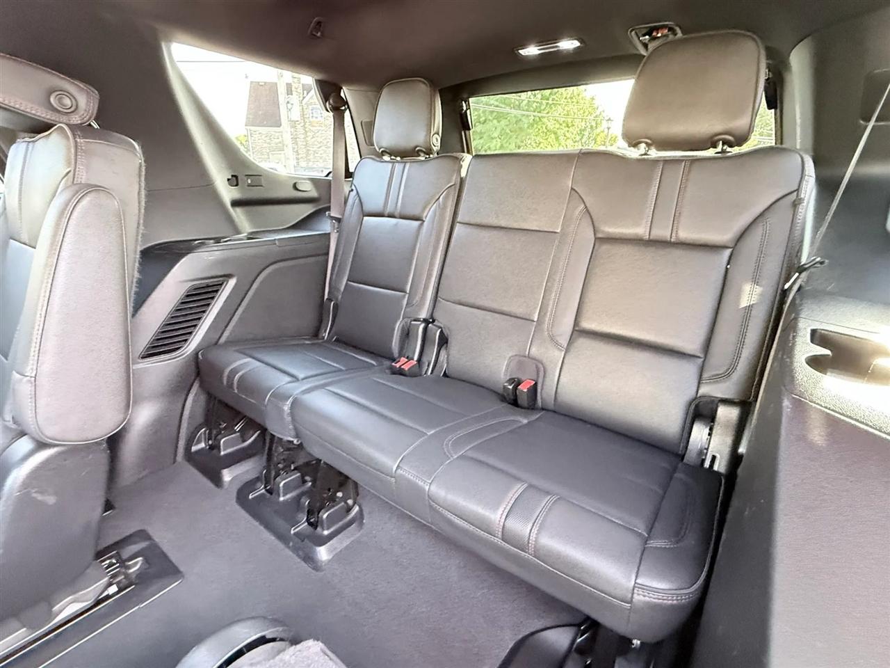 Chevrolet Tahoe 4WD 4dr RST 2022