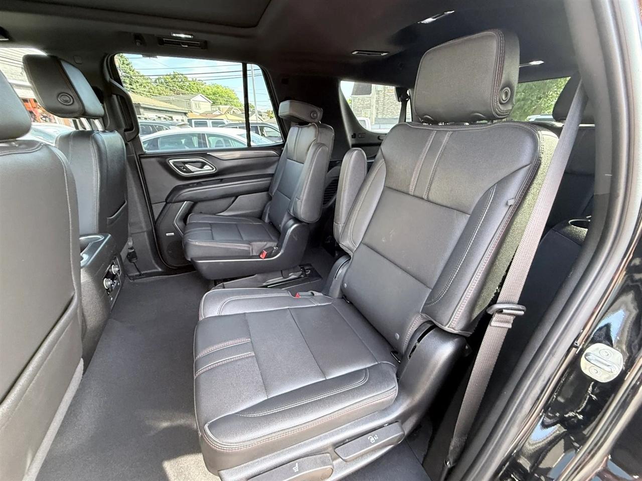 Chevrolet Tahoe 4WD 4dr RST 2022
