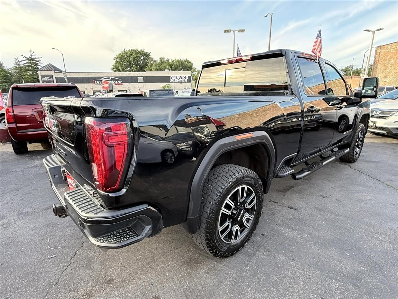 GMC Sierra 2500HD 4WD Crew Cab 159" AT4 2023