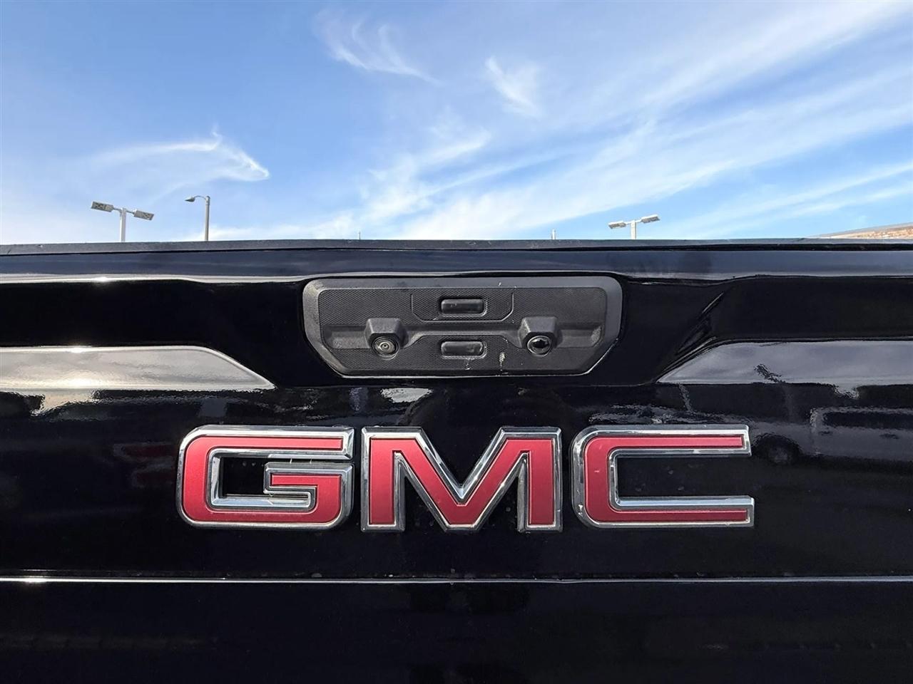 GMC Sierra 2500HD 4WD Crew Cab 159" AT4 2023