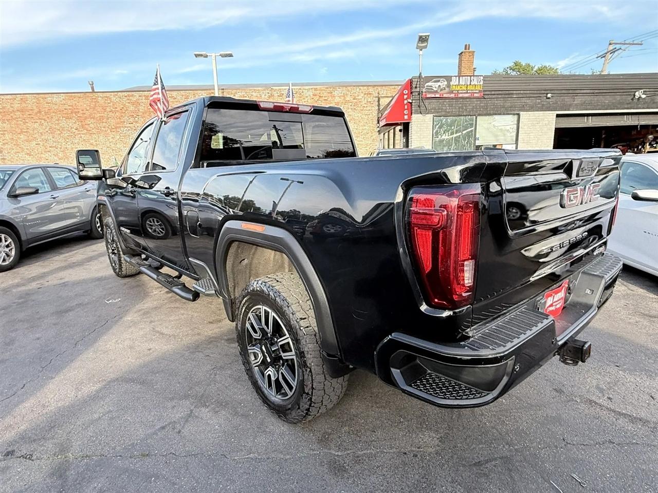 GMC Sierra 2500HD 4WD Crew Cab 159" AT4 2023