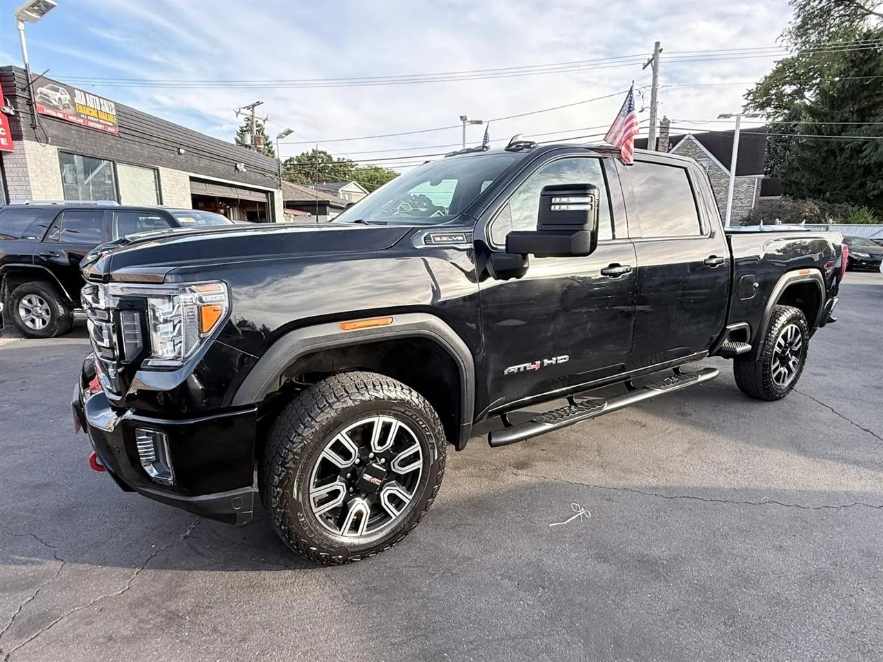 GMC Sierra 2500HD 4WD Crew Cab 159" AT4 2023