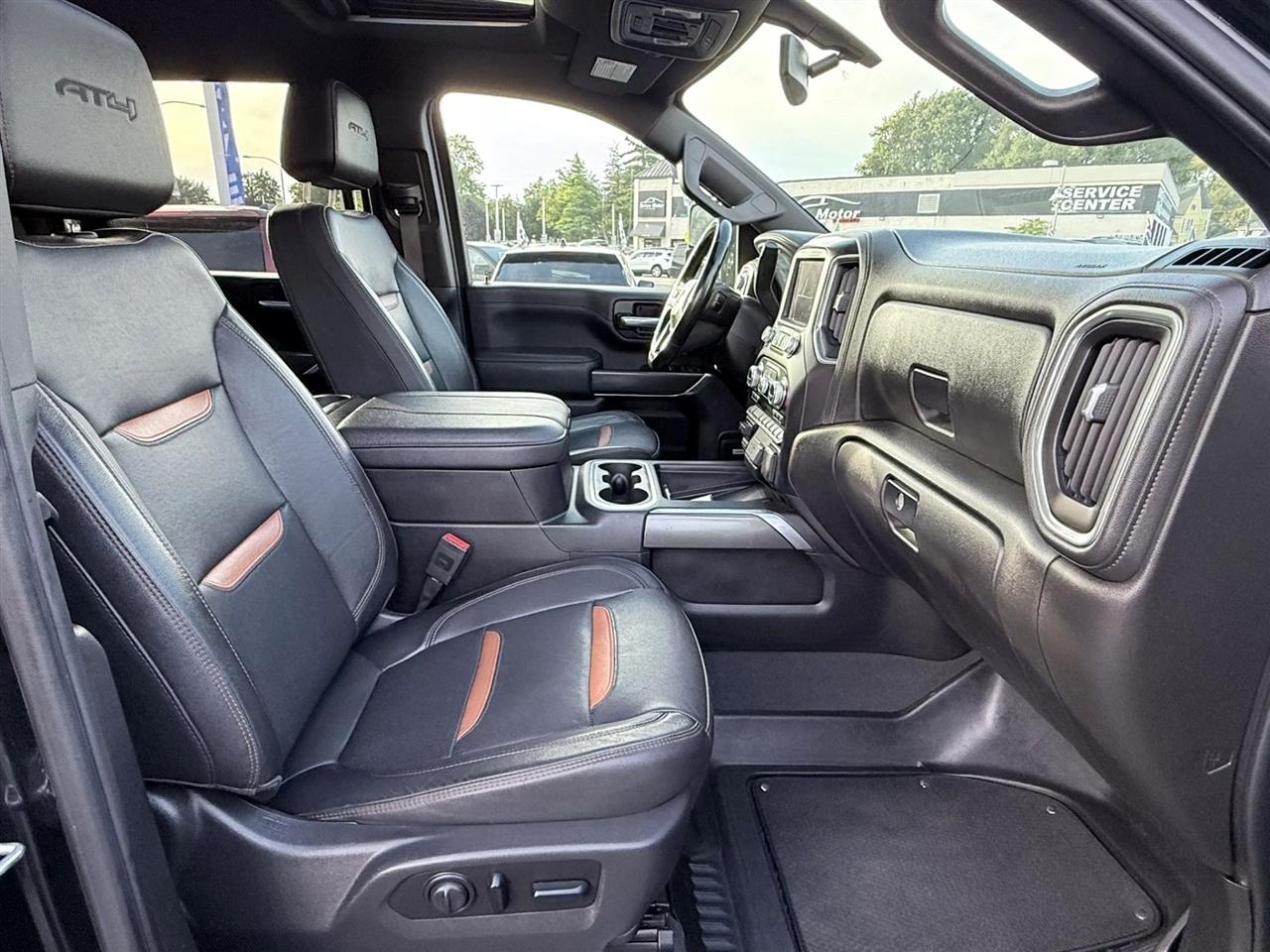 GMC Sierra 2500HD 4WD Crew Cab 159" AT4 2023