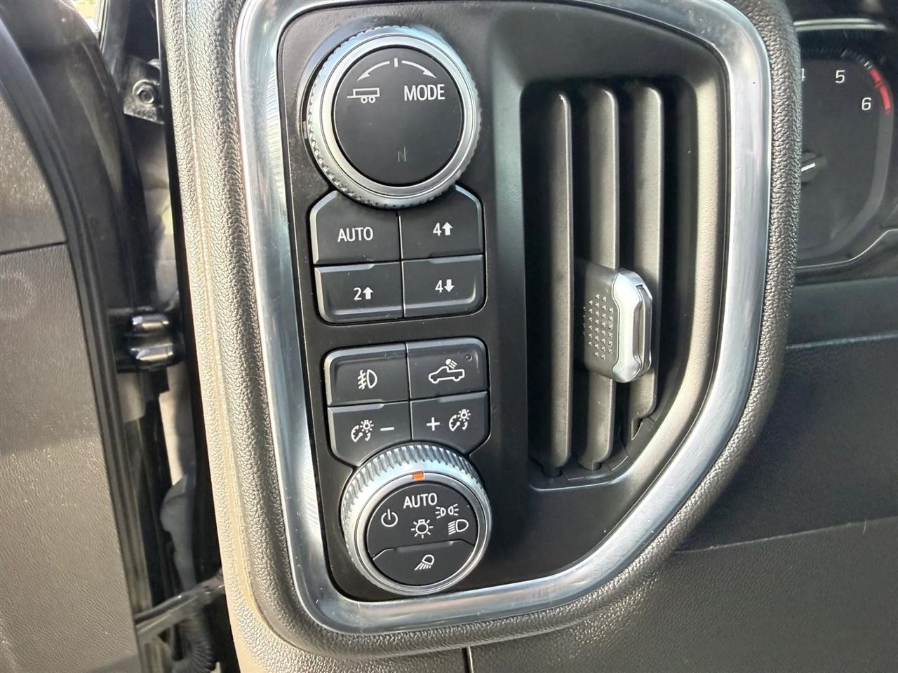 GMC Sierra 2500HD 4WD Crew Cab 159" AT4 2023