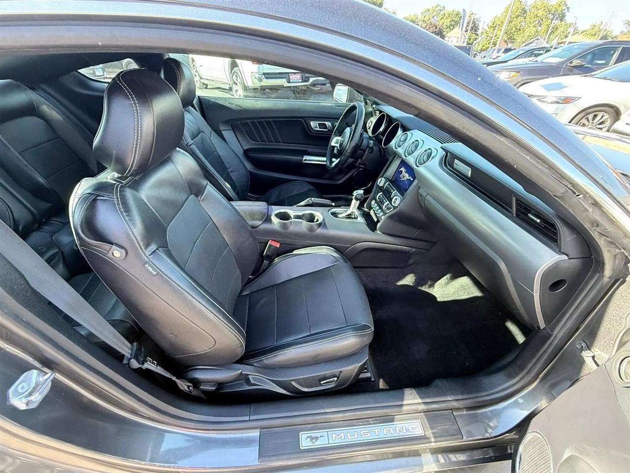Ford Mustang EcoBoost Fastback 2018