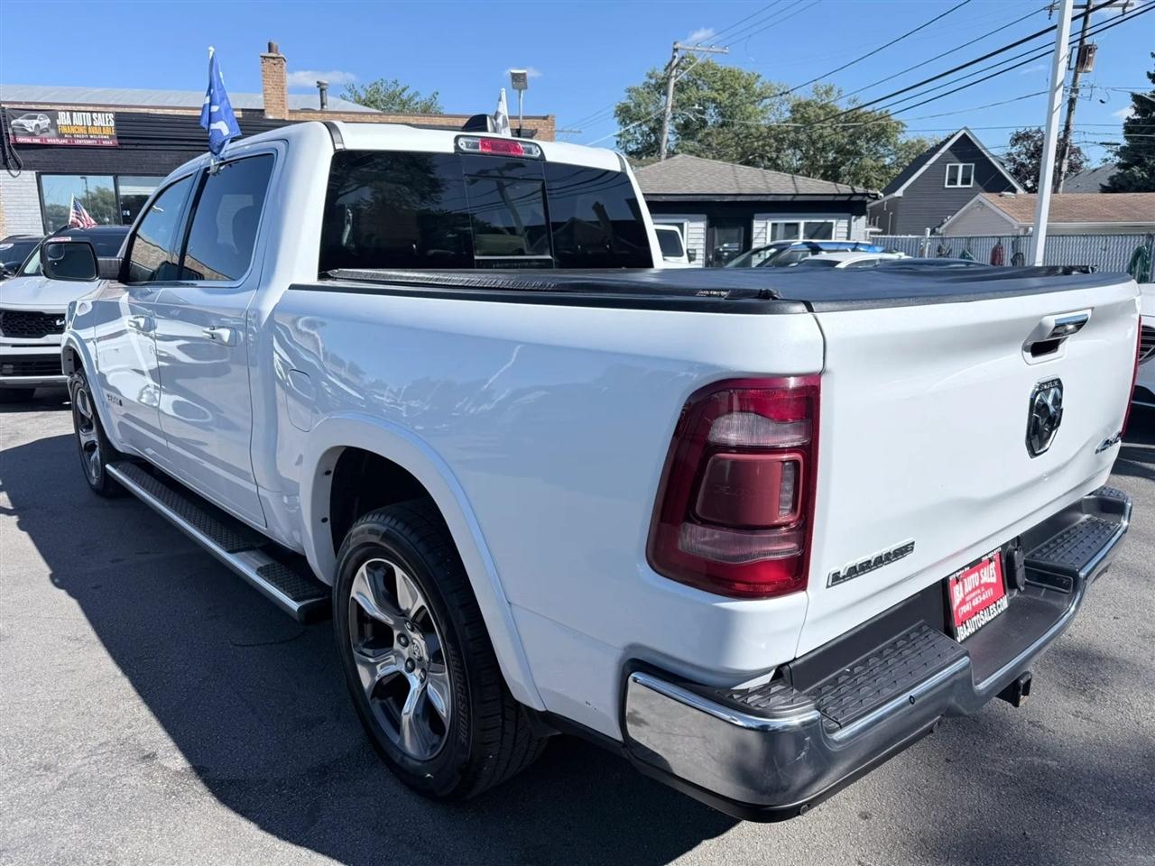 RAM 1500 Laramie 4x4 Crew Cab 5'7" Box 2019