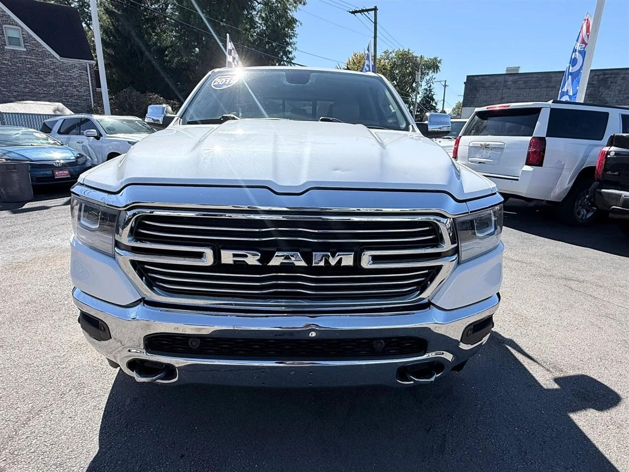 RAM 1500 Laramie 4x4 Crew Cab 5'7" Box 2019