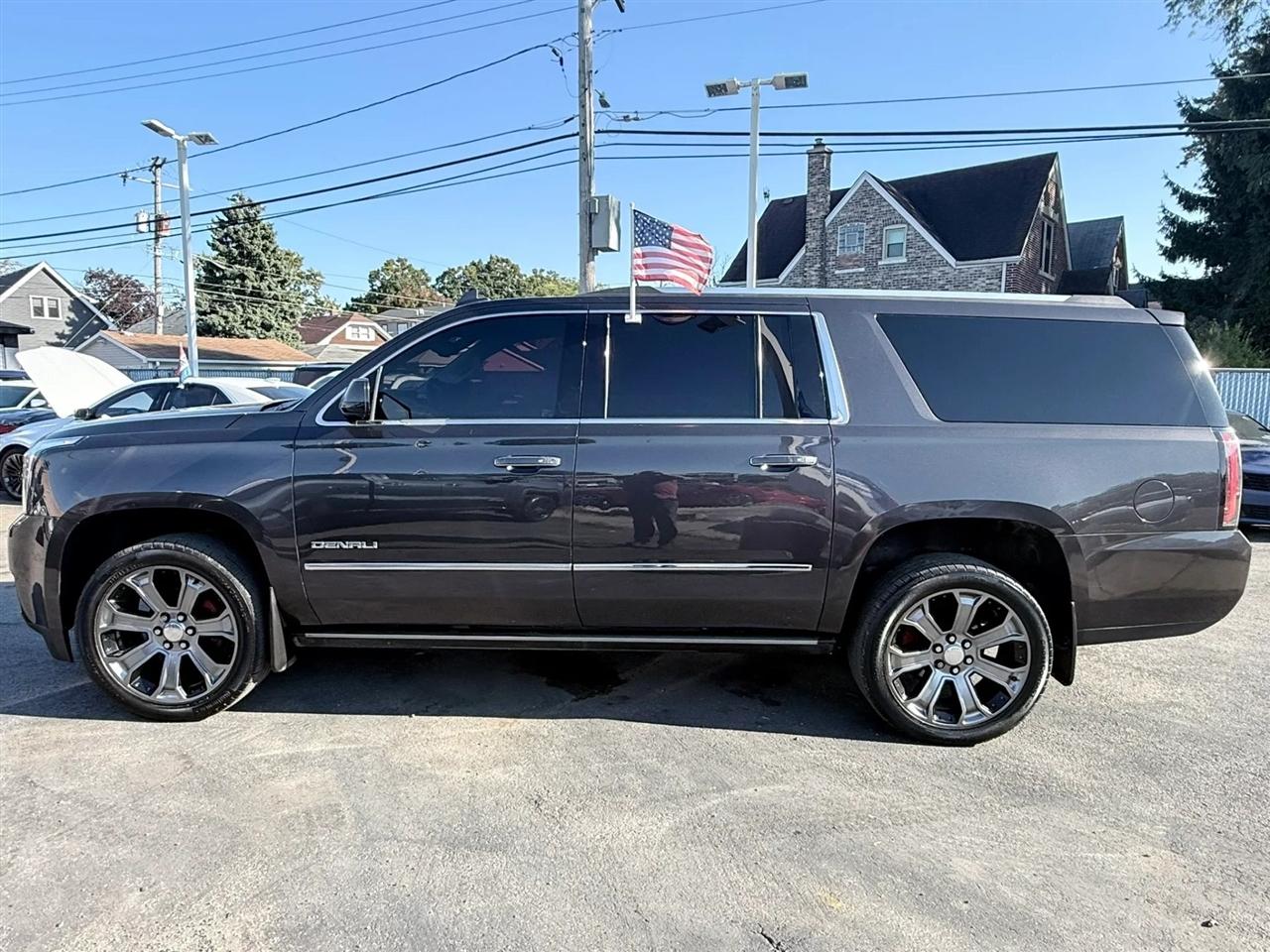 GMC Yukon XL 4WD 4dr Denali 2016