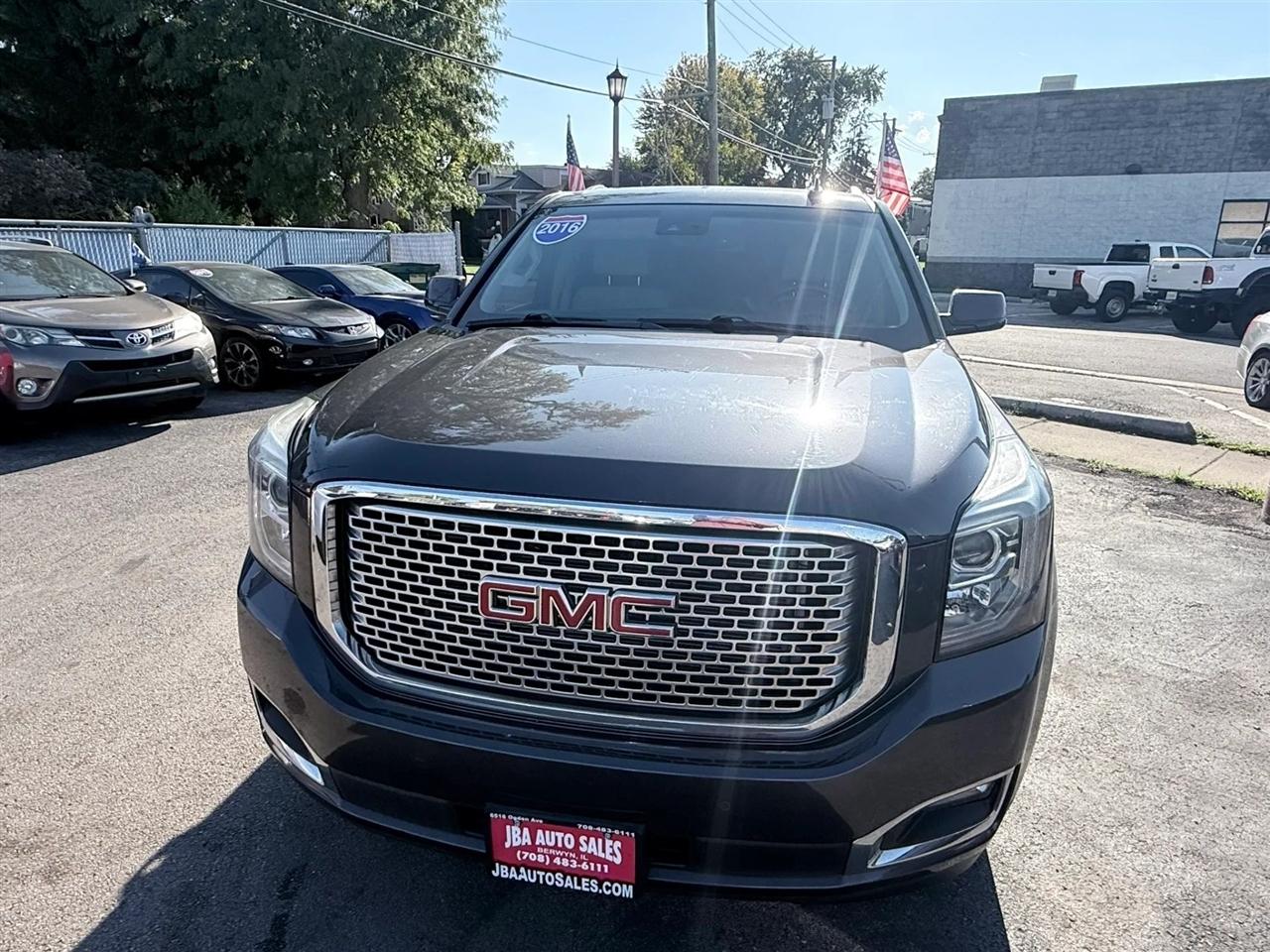 GMC Yukon XL 4WD 4dr Denali 2016