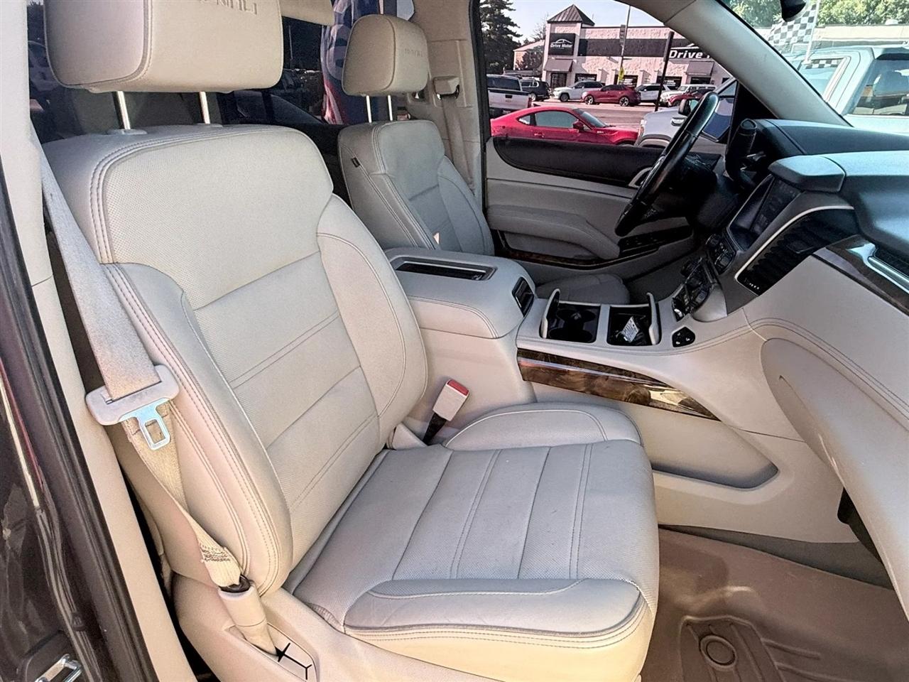 GMC Yukon XL 4WD 4dr Denali 2016