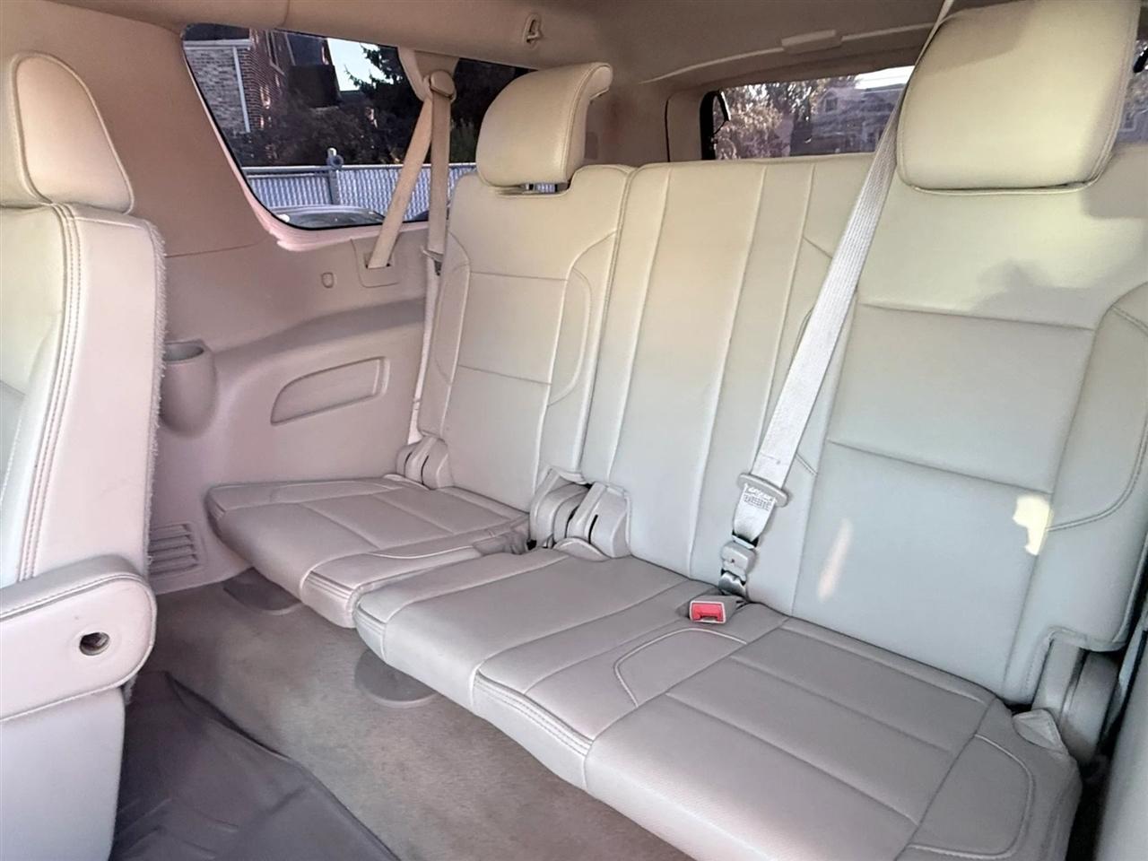 GMC Yukon XL 4WD 4dr Denali 2016