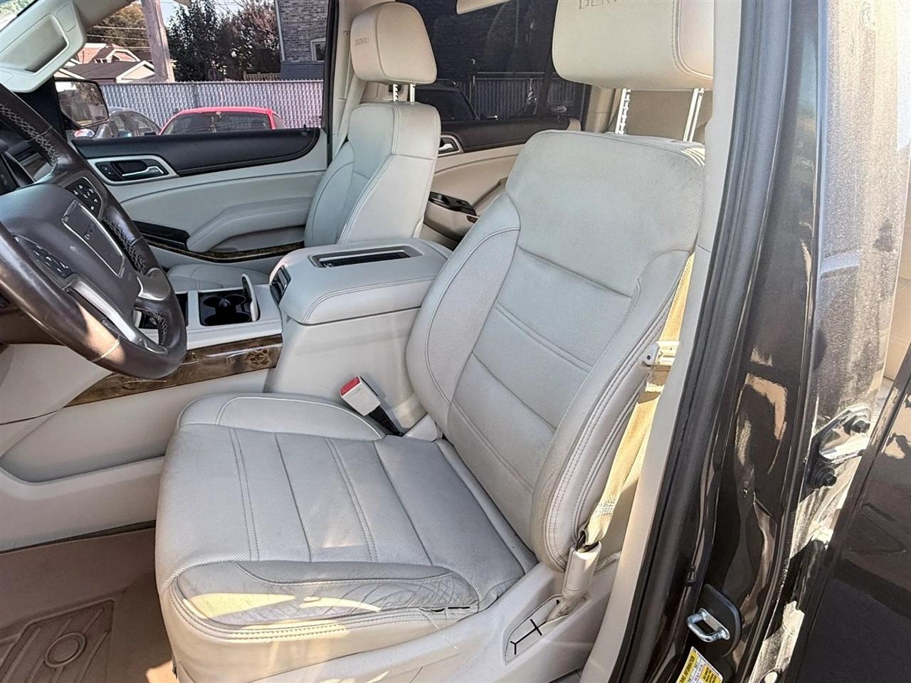 GMC Yukon XL 4WD 4dr Denali 2016