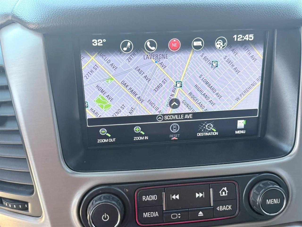 GMC Yukon XL 4WD 4dr Denali 2016