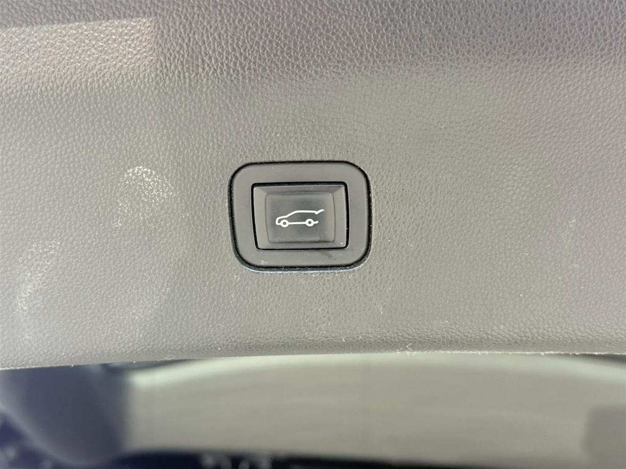 Buick Enclave AWD 4dr Essence 2018