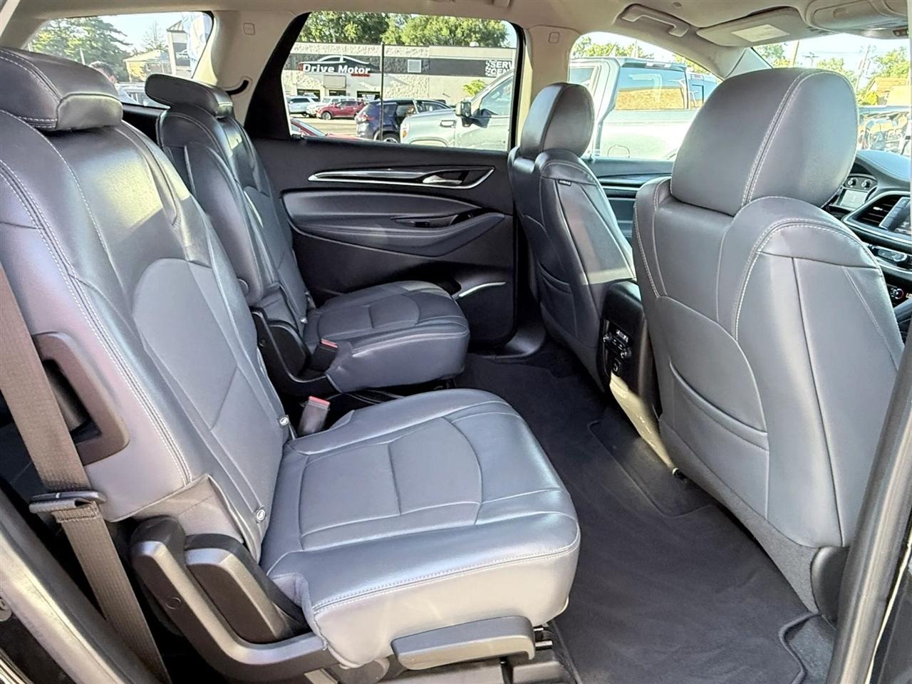 Buick Enclave AWD 4dr Essence 2018
