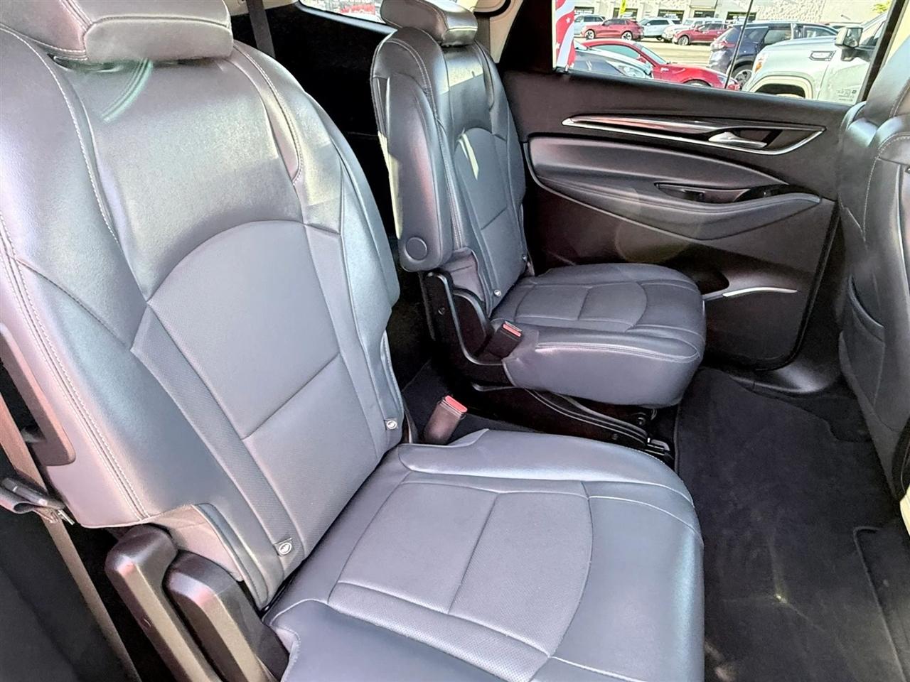Buick Enclave AWD 4dr Essence 2018