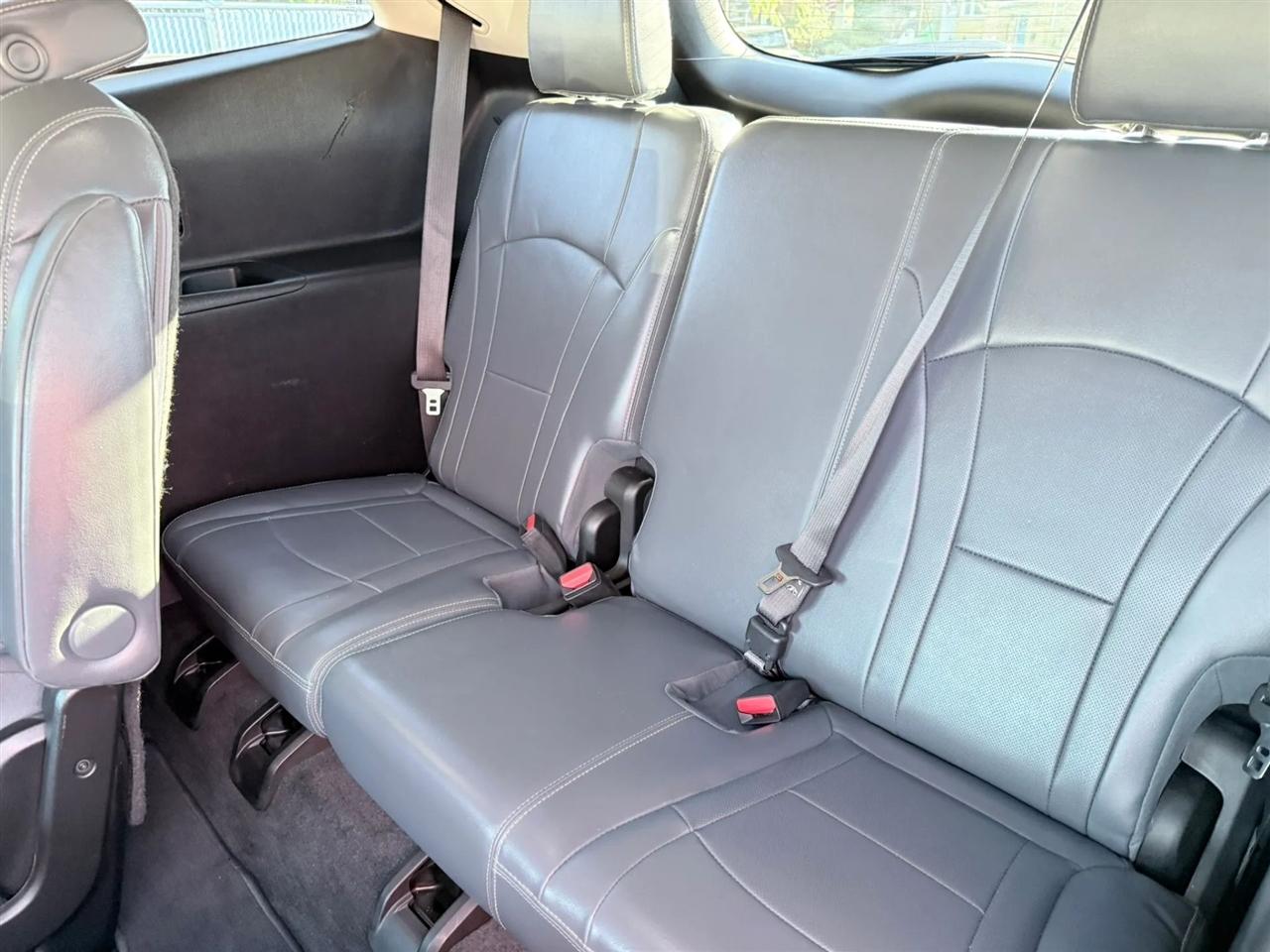 Buick Enclave AWD 4dr Essence 2018