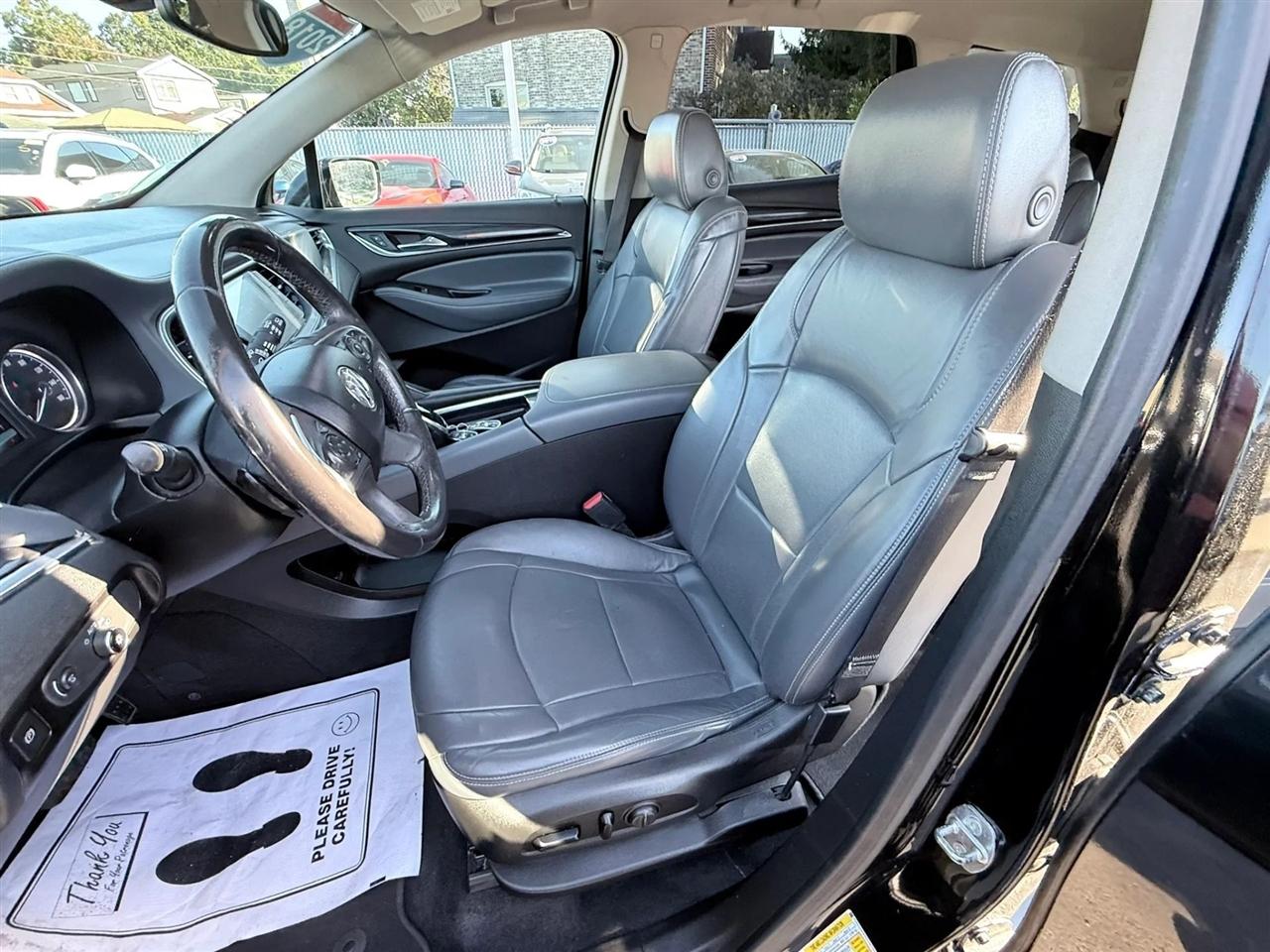 Buick Enclave AWD 4dr Essence 2018