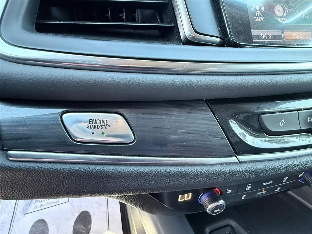 Buick Enclave AWD 4dr Essence 2018