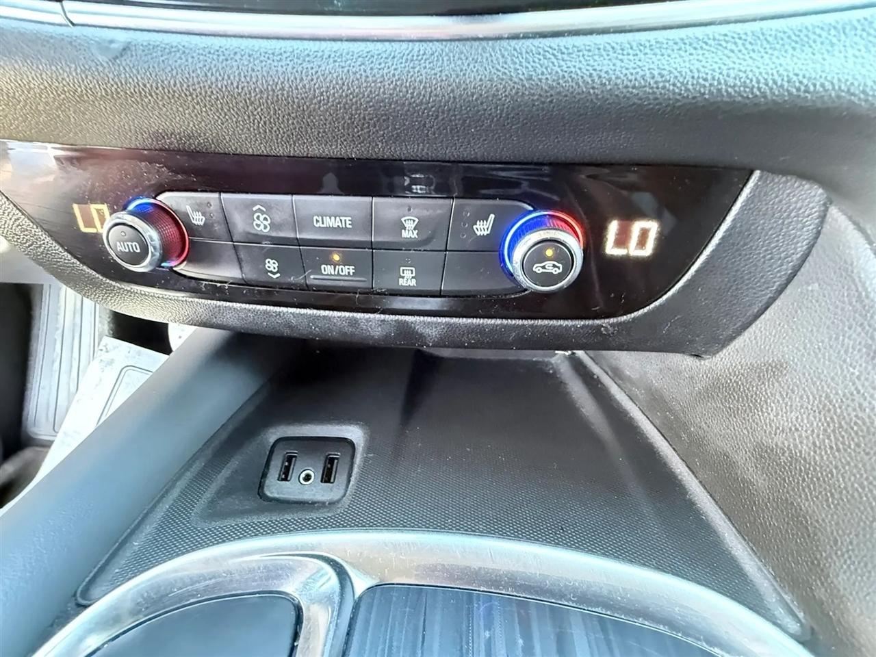 Buick Enclave AWD 4dr Essence 2018