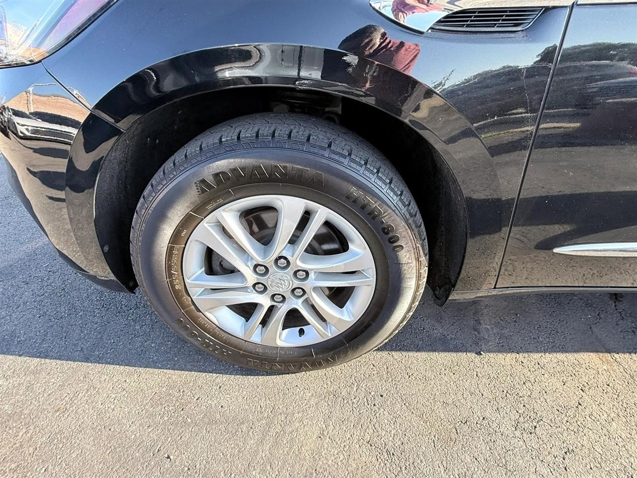 Buick Enclave AWD 4dr Essence 2018