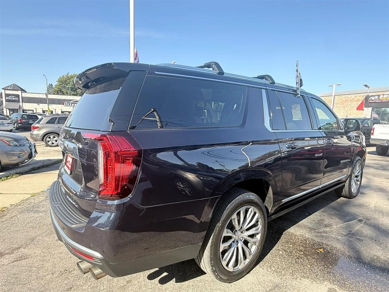 GMC Yukon XL 4WD 4dr Denali 2021
