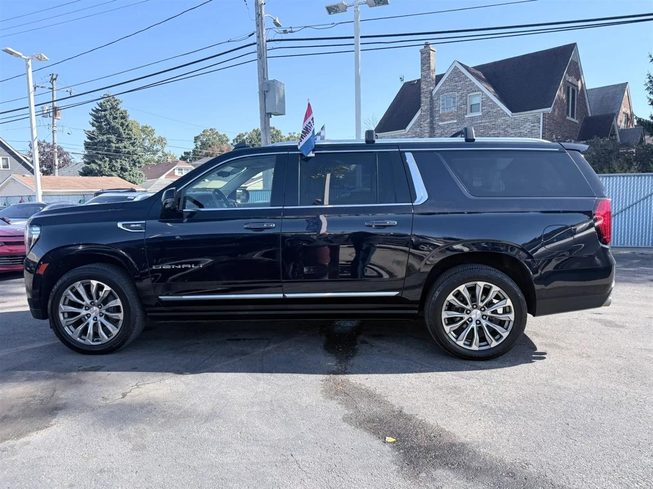 GMC Yukon XL 4WD 4dr Denali 2021