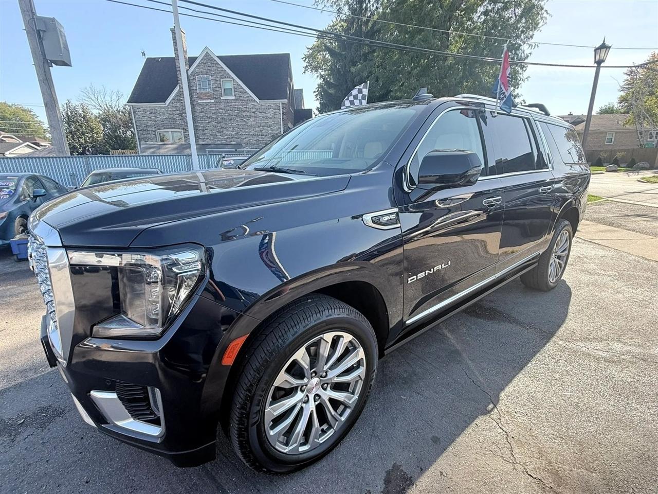 GMC Yukon XL 4WD 4dr Denali 2021