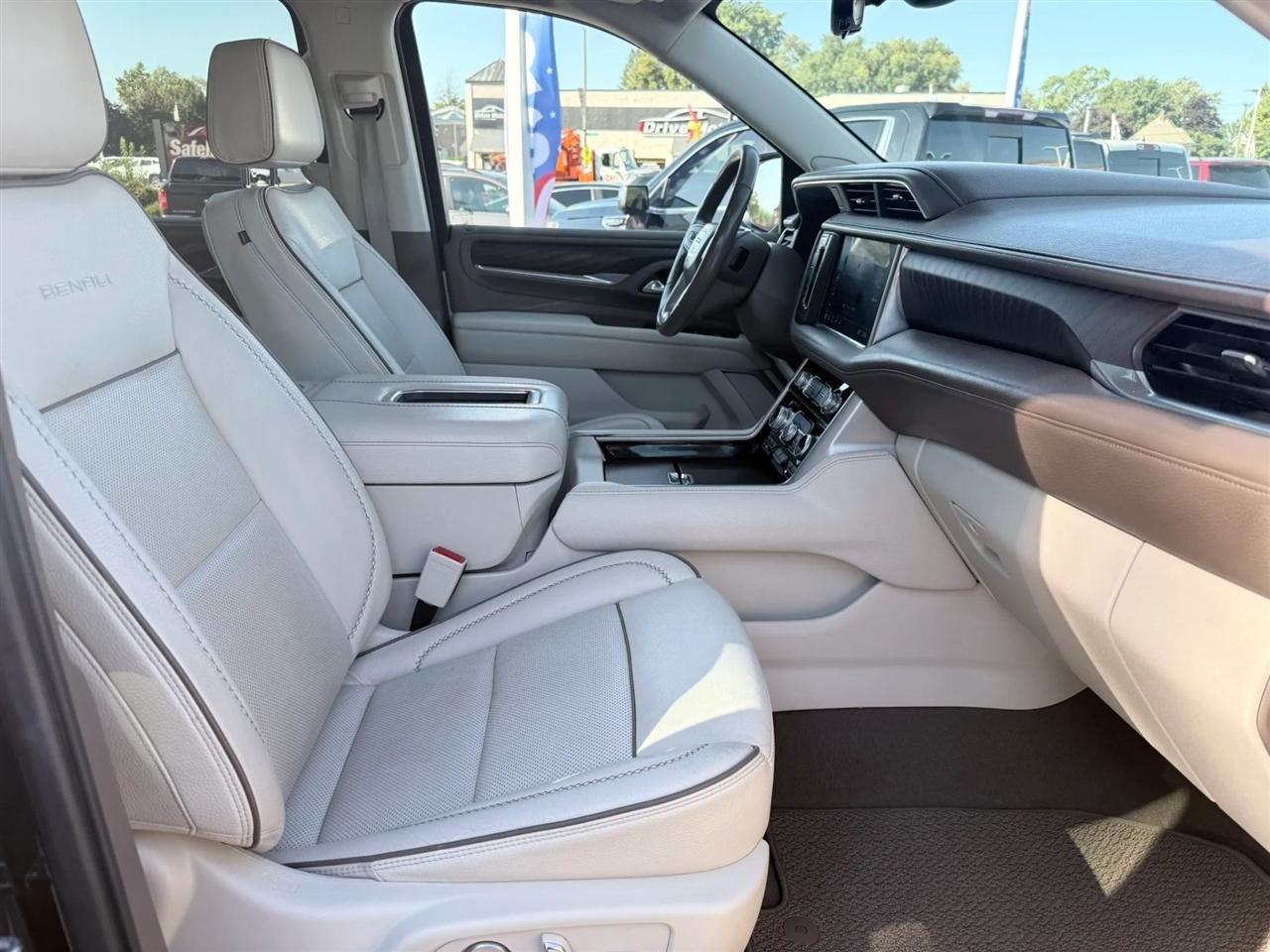 GMC Yukon XL 4WD 4dr Denali 2021
