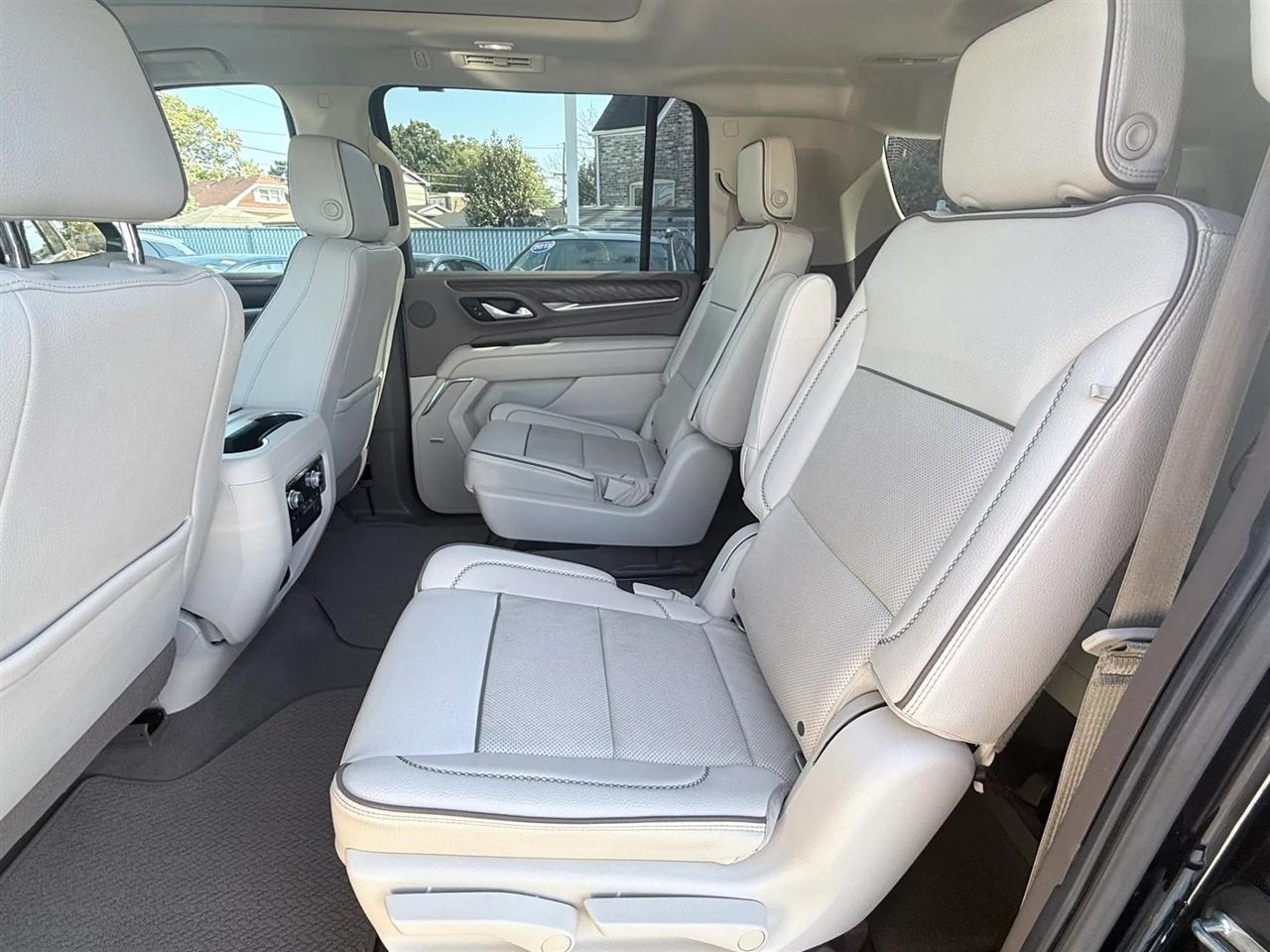 GMC Yukon XL 4WD 4dr Denali 2021