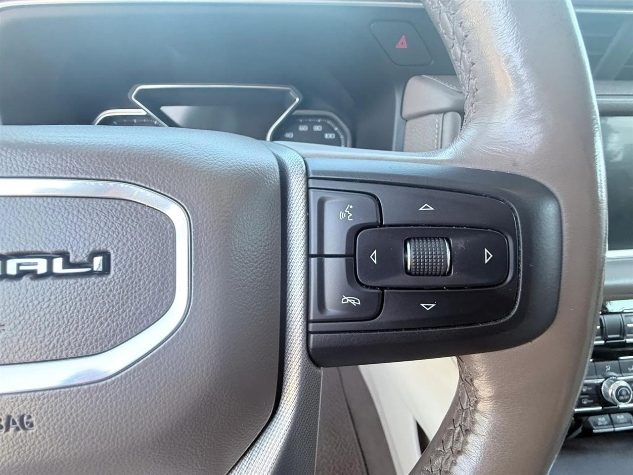 GMC Yukon XL 4WD 4dr Denali 2021