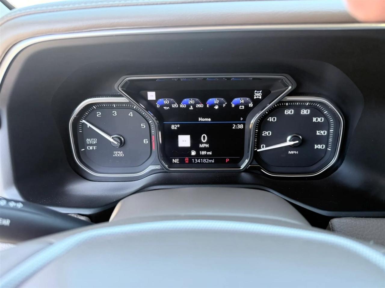 GMC Yukon XL 4WD 4dr Denali 2021