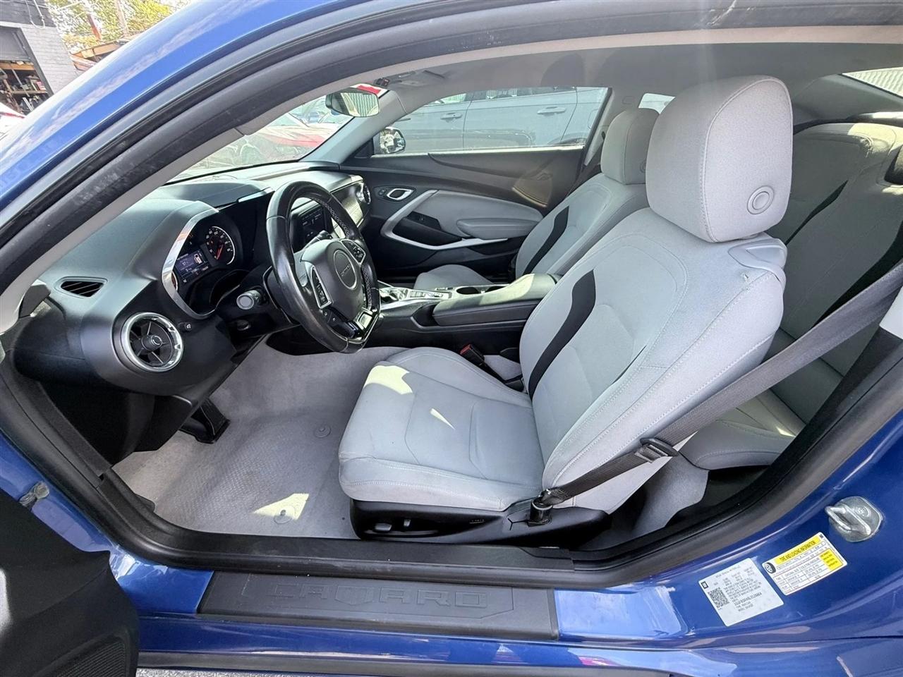 Chevrolet Camaro 2dr Cpe 1LS 2020
