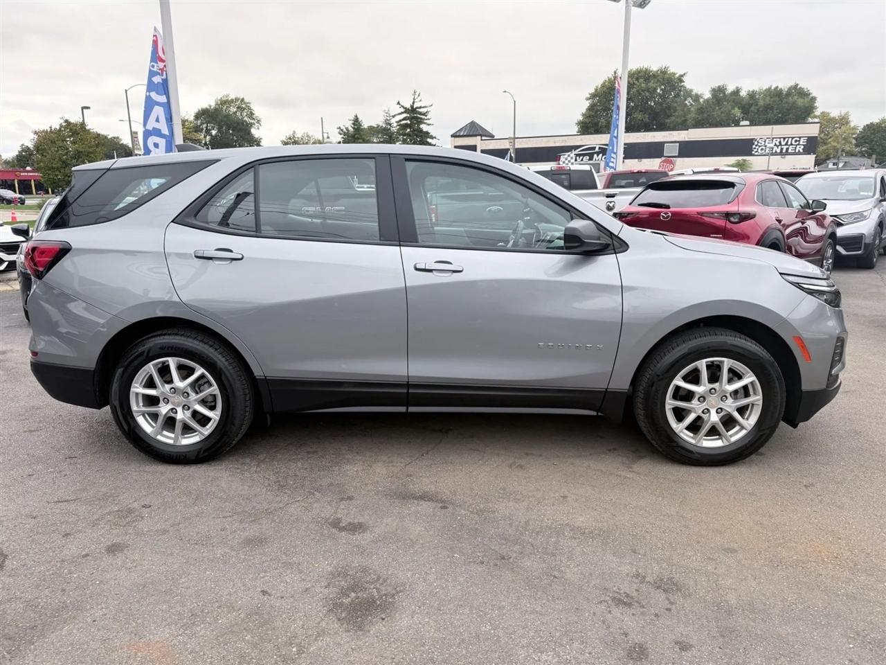 Chevrolet Equinox AWD 4dr LS w/1LS 2024