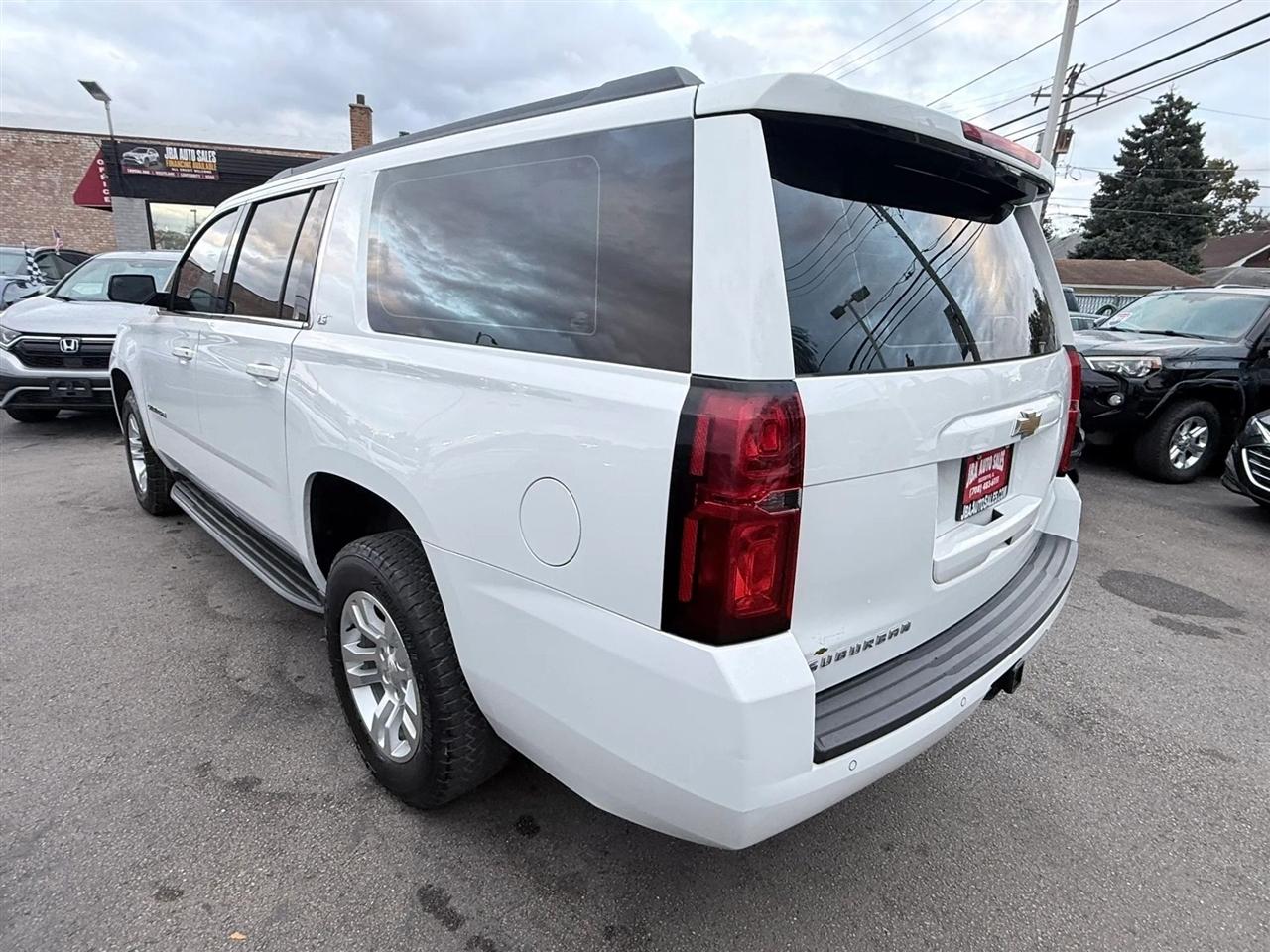 Chevrolet Suburban 2WD 4dr 1500 Commercial 2016